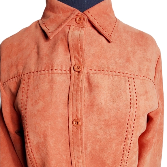 Relativity faux suede button down top size small - Picture 4 of 7